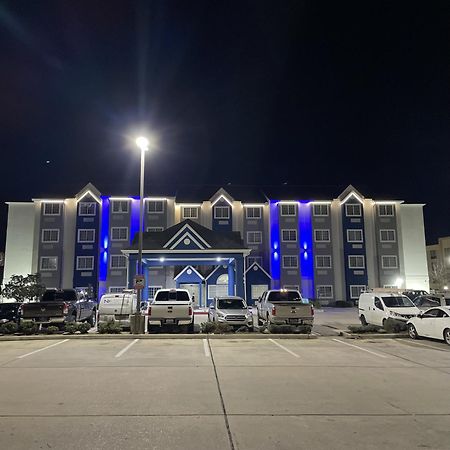 Microtel Inn And Suites Baton Rouge Airport Экстерьер фото